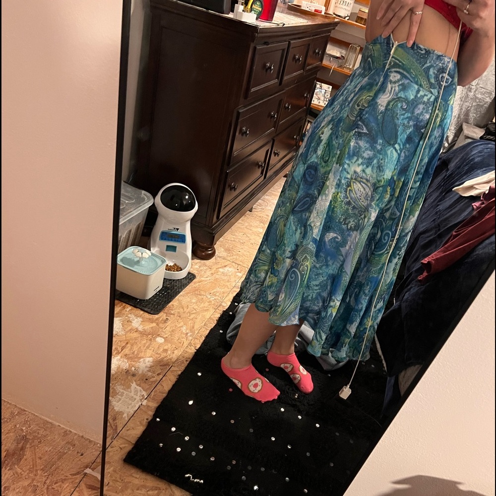 Cute paisley midi blue skirt